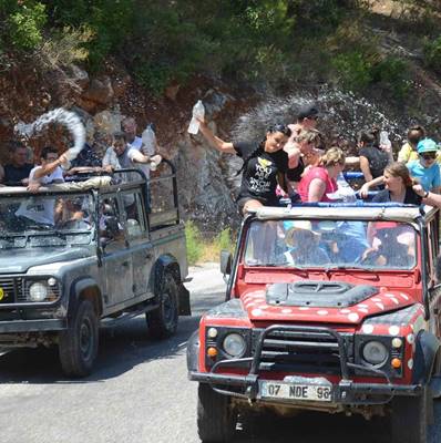 Side Jeep Safari